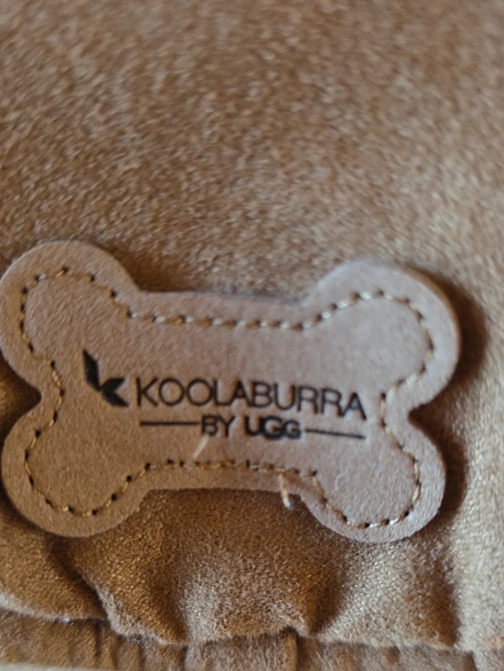 Koolaburra NWT UGG Reversible Dog Vest Coat Size Medium
